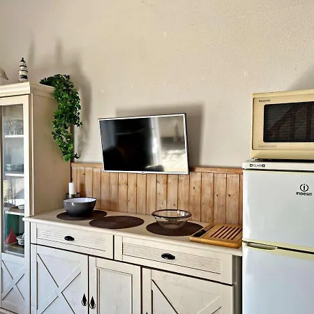 Climatise Proche Pour 4 Pers. Avec Terrasse Et Parking Prive - Fr-1-387-194 Apartment Marseillan (Herault)