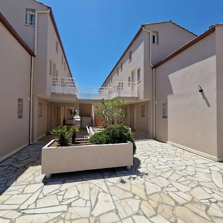 Climatise Proche Pour 4 Pers. Avec Terrasse Et Parking Prive - Fr-1-387-194